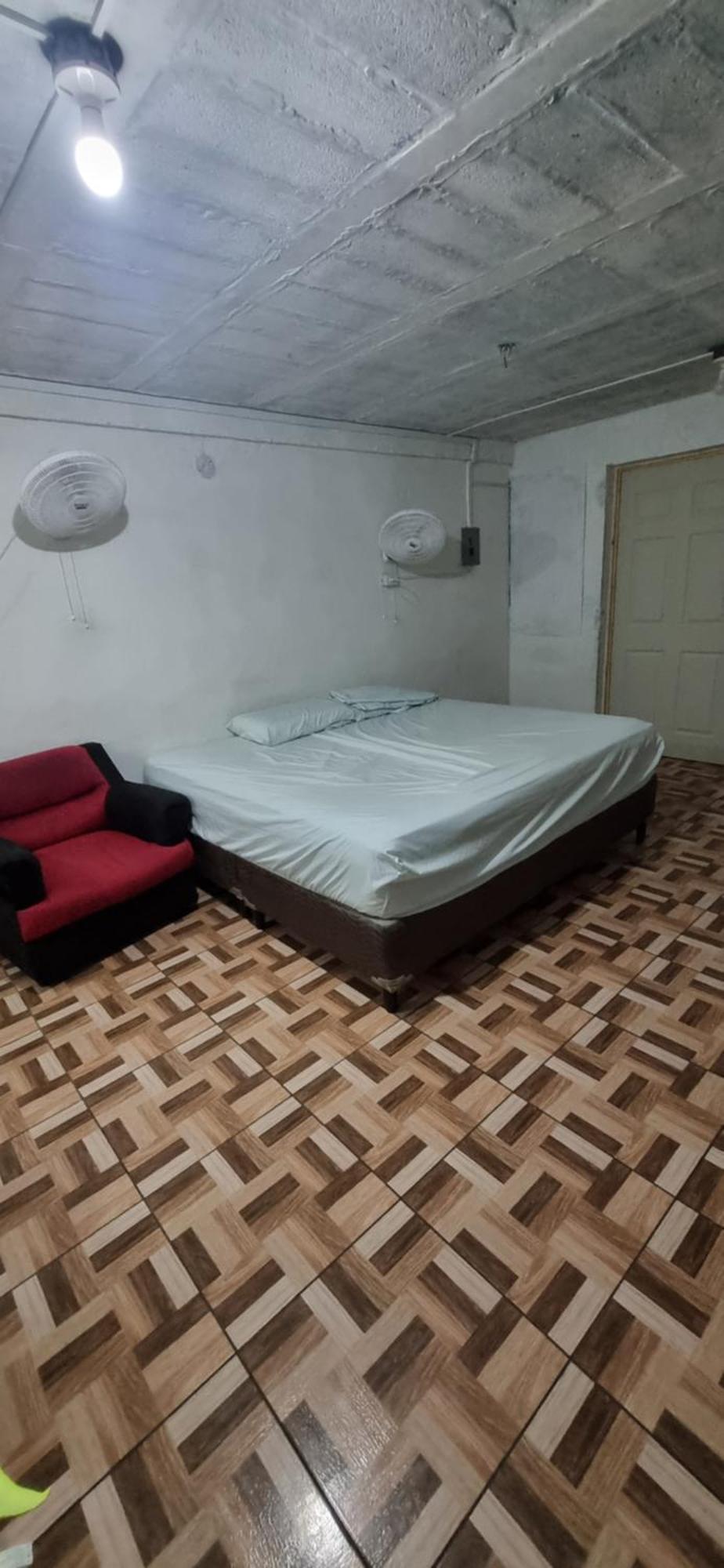 Apartamento Pequeno Amueblado Apartamento *